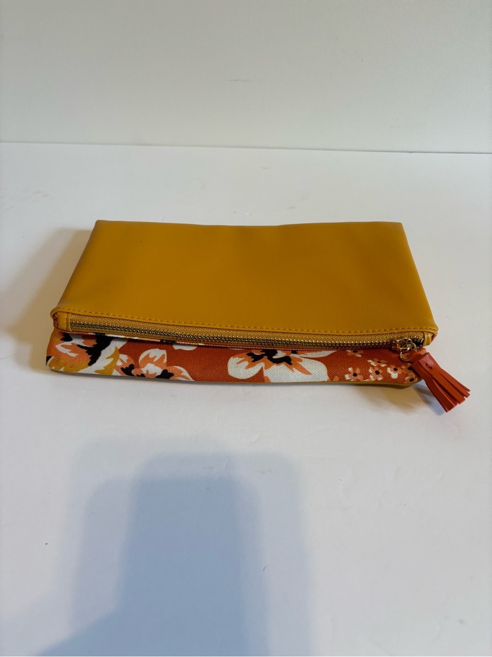 Rachel Pally Yellow‎ Leather
Zip Clutch with Orange Floral Trim